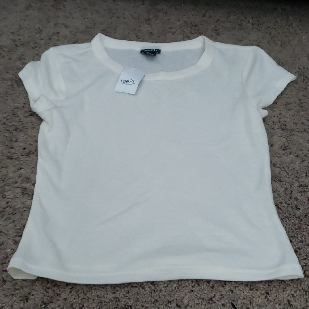 Soft white t shirt